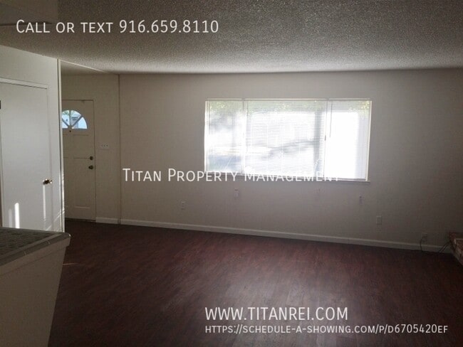 Building Photo - 770 Carro Dr