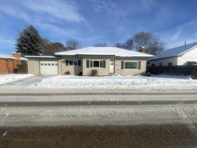 Building Photo - 46 S Canyon St