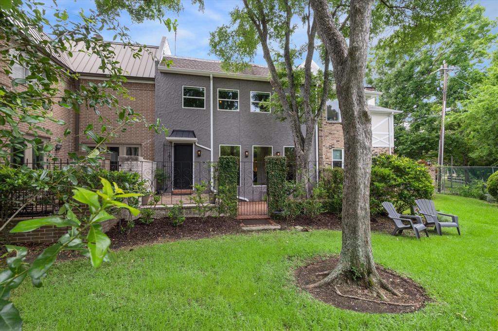 7922 Woodway Dr, Houston, TX 77063 Condo for Rent in Houston, TX