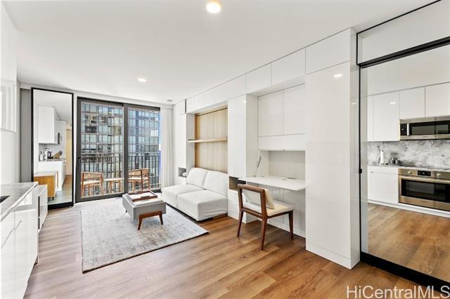 Foto del edificio - 987 Queen St