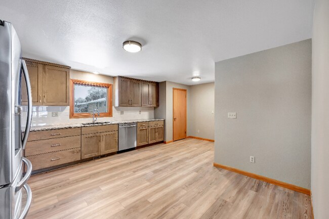 Building Photo - 1541 Buffalo St