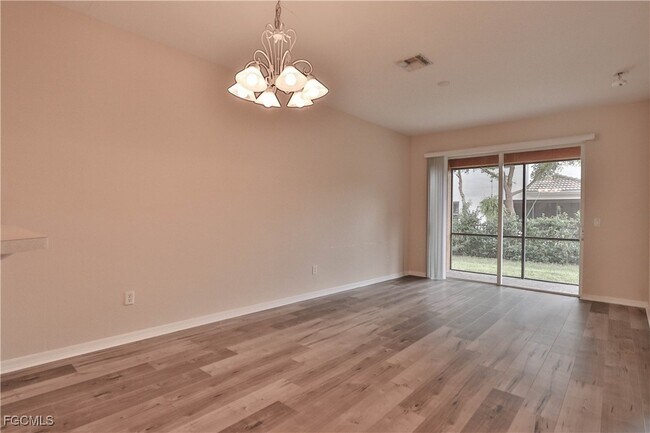 Foto del edificio - 10231 Tin Maple Dr
