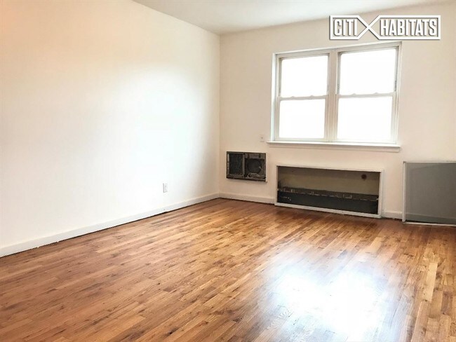 Foto del edificio - 900 Remsen Ave