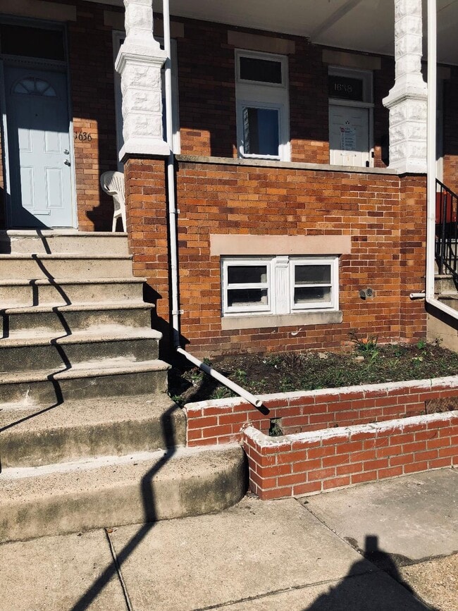 Building Photo - 1636 Ruxton Ave
