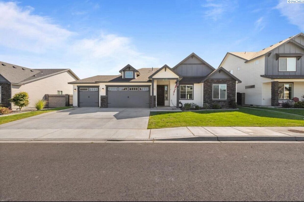 Foto principal - Cute Family Home in New Neighborhood