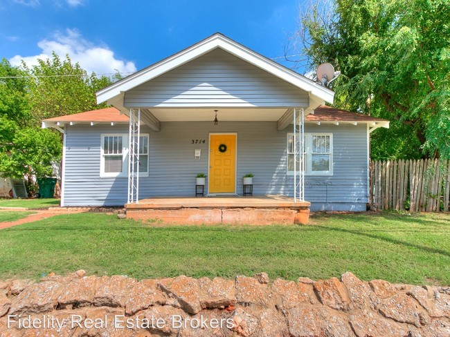 Building Photo - 2 br, 1 bath House - 3714 N Indiana Ave