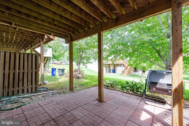 Foto del edificio - 10754 Enfield Dr
