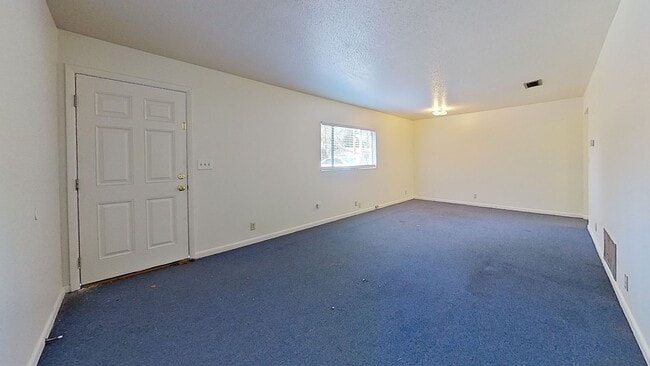 Building Photo - Act Fast! Charming 1BR Home – Pet Friendly & Move-In Ready