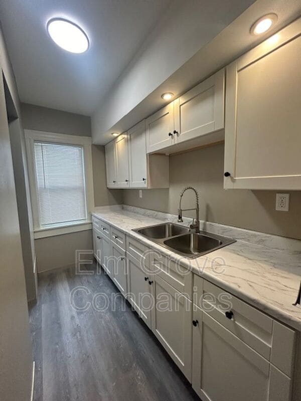 Foto del edificio - 182 Hall St