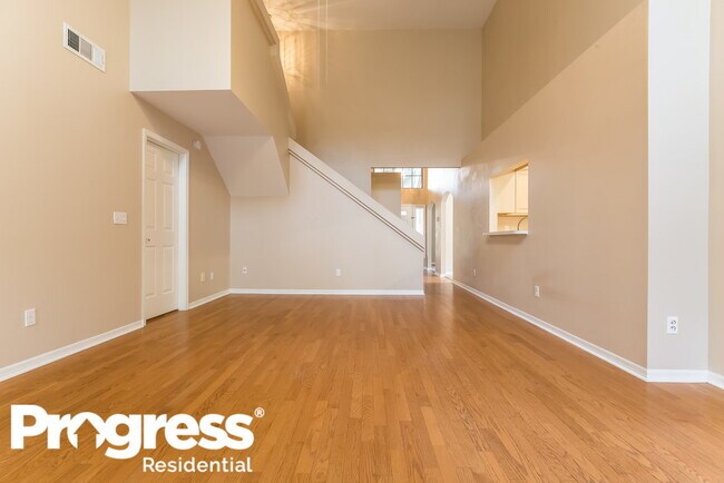 Building Photo - 1211 Oxbow Ln