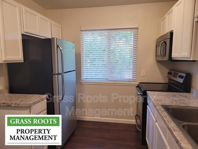 Building Photo - 1269 Live Oak Ln