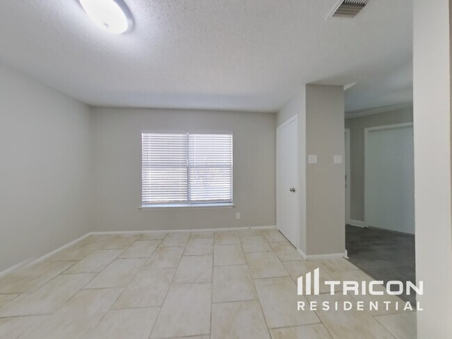 Foto del edificio - 6854 Eden Grove Dr