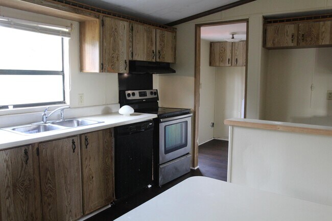 Foto del edificio - 609 Sapling Ln