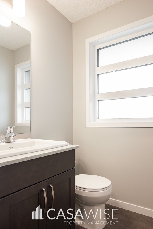 Photo du bâtiment - 17230-1729A 9A Ave SW