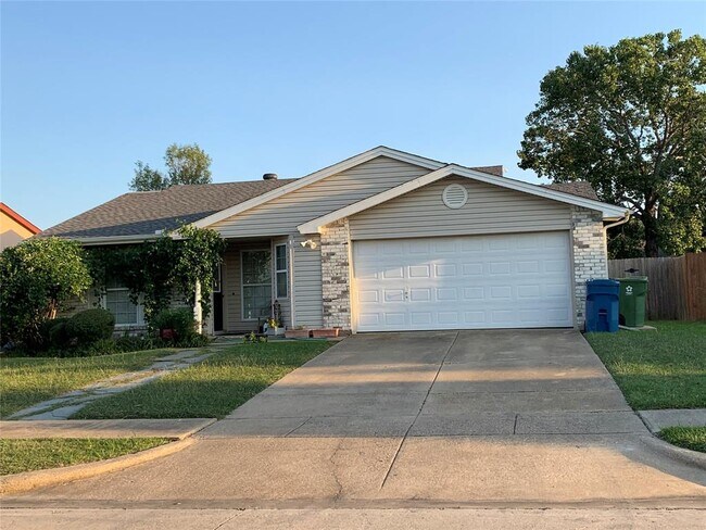 Foto del edificio - 4225 Driscoll Dr