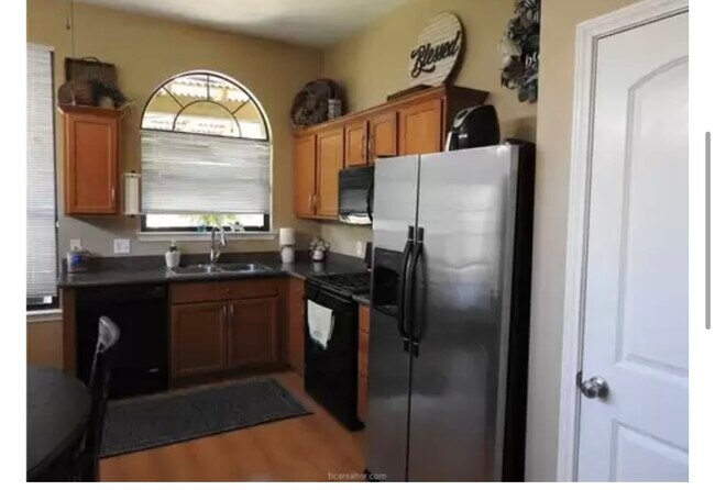 Building Photo - 209 Fieldstone Plz