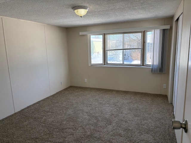 Building Photo - 61 Hunters Rill