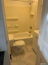 Building Photo - 77 Tulip St