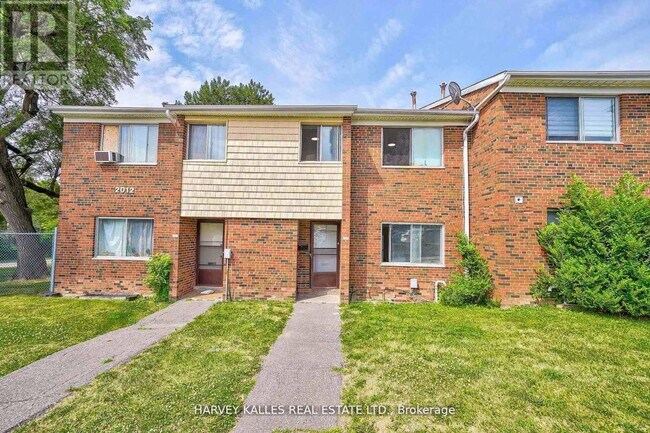 Photo du bâtiment - 2000 Sheppard Ave W