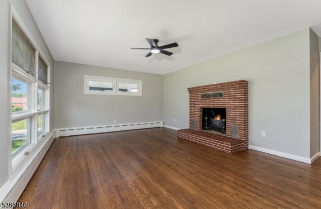 Building Photo - 34 Hopewell Ave
