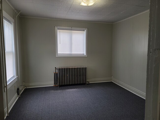 Building Photo - 1023 Brusselles St