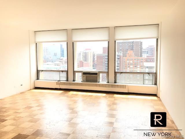 Building Photo - 343 E 30th St