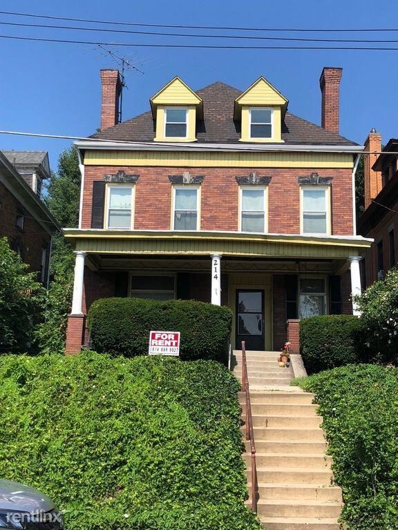 Foto principal - 214 S Graham St