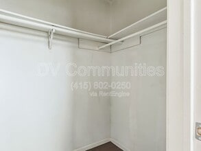 Building Photo - 11823 Bee Ln
