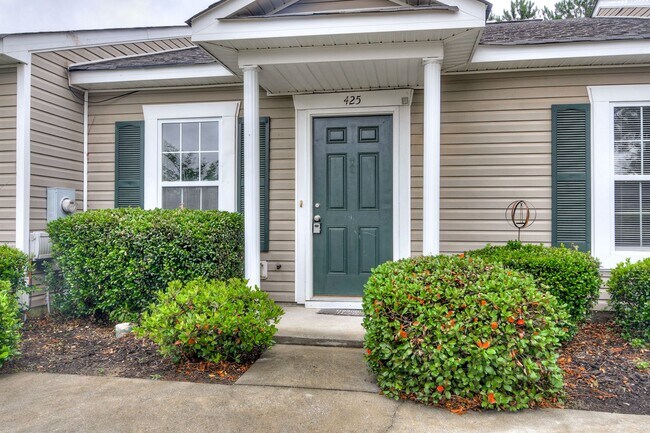 Foto del edificio - Updated 2 Bedroom 2 Bath Townhouse in Evans