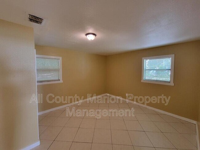 Foto del edificio - 3914 SE 17th Ave