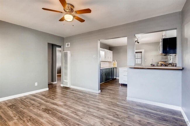 Foto del edificio - 4458 Copeland Ave