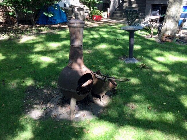 Foto del edificio - 1310 Hinman Ave