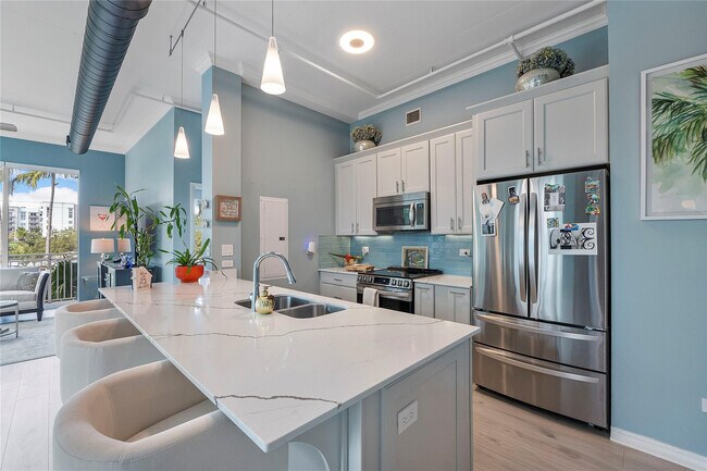 Foto del edificio - 313 NE 2nd St