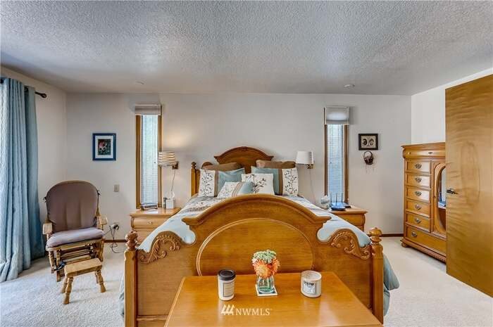 Foto del edificio - 811 175th St SW