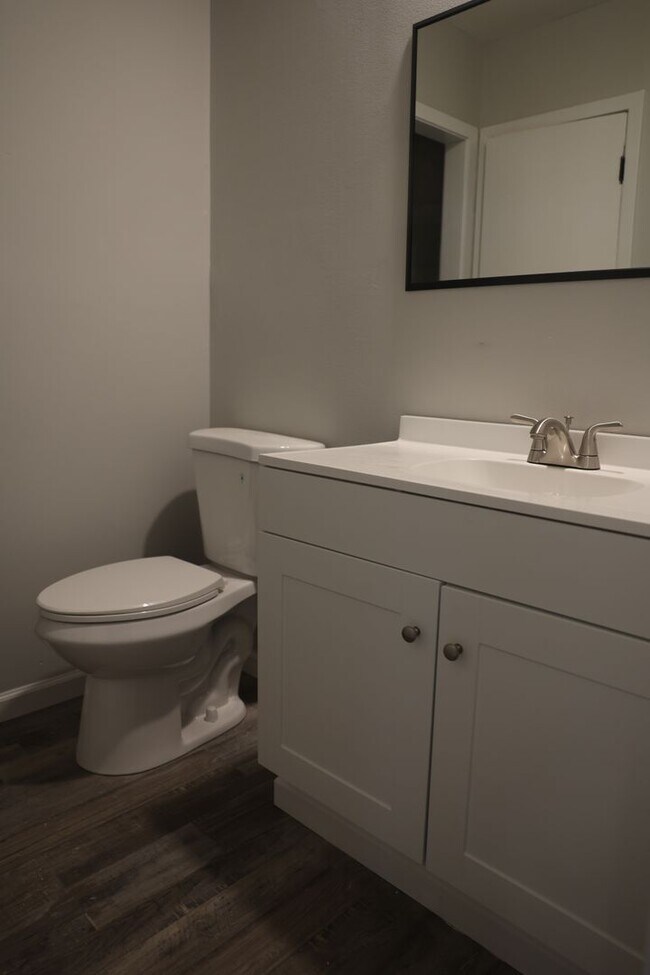 Foto del edificio - Single Family Residence