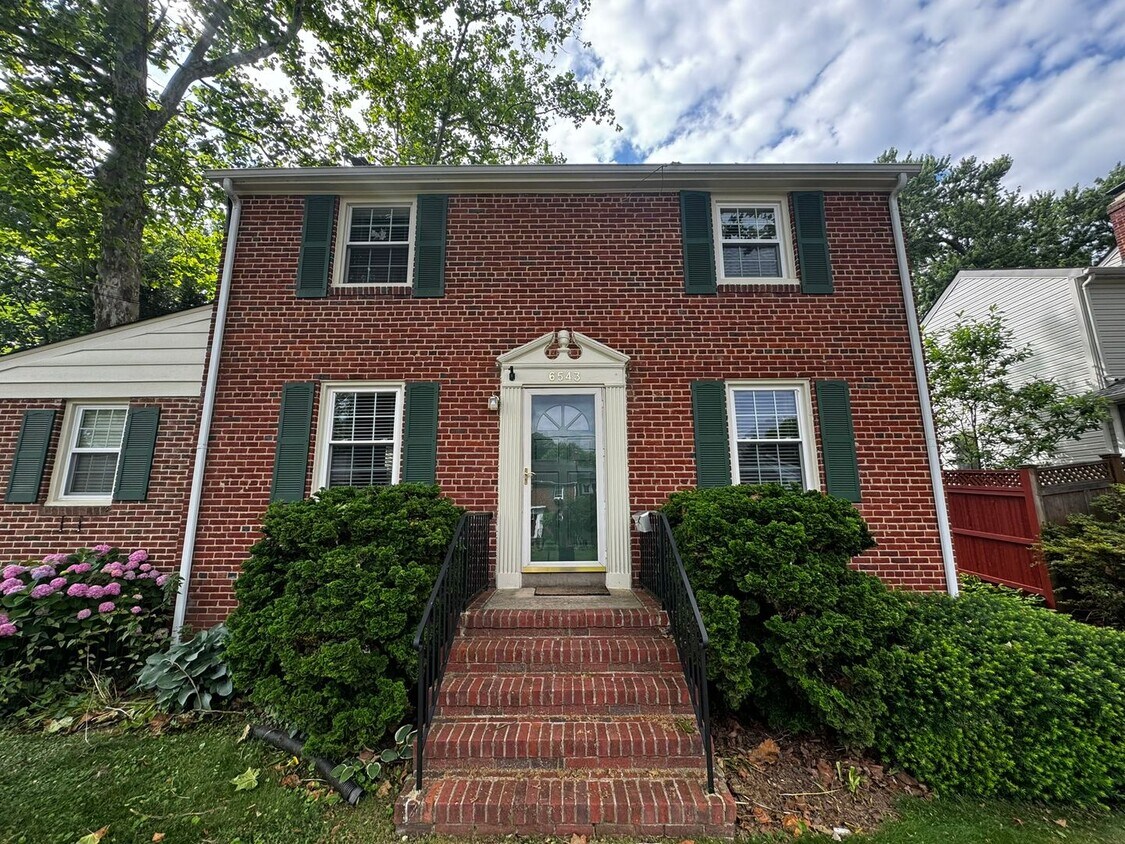 Primary Photo - 3br 2.5ba home in Sycamore Gardens, N Arli...