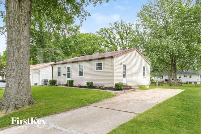 Building Photo - 42 Mercury Dr