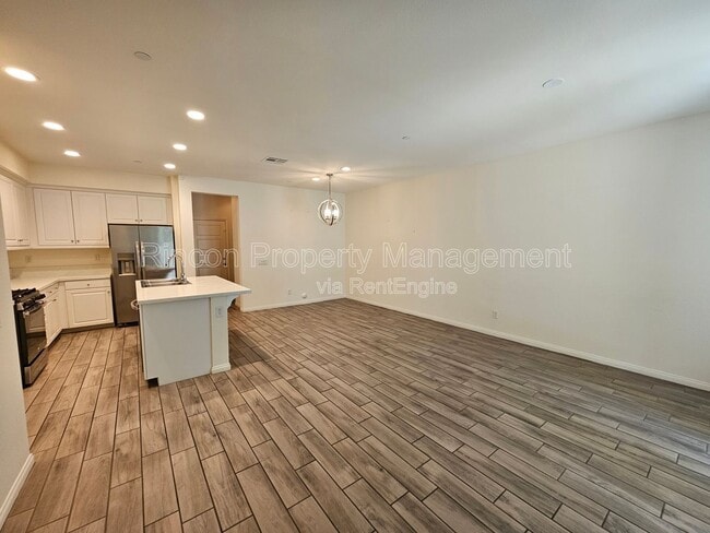 Building Photo - 2464- Blossom Ridge Ct