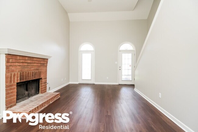 Foto del edificio - 9294 Garden Woods Cove