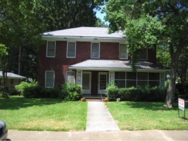 Primary Photo - 622 Unadilla St