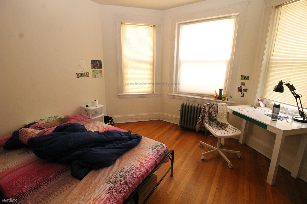 Primary Photo - 241 Freeman St