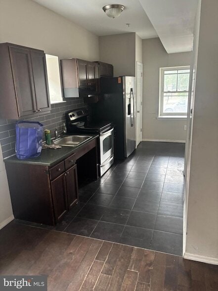 Photo - 5052-54 Walnut Street Unit 101