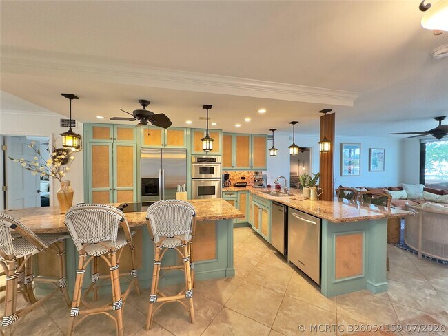 Foto del edificio - 1585 S Ocean Ln