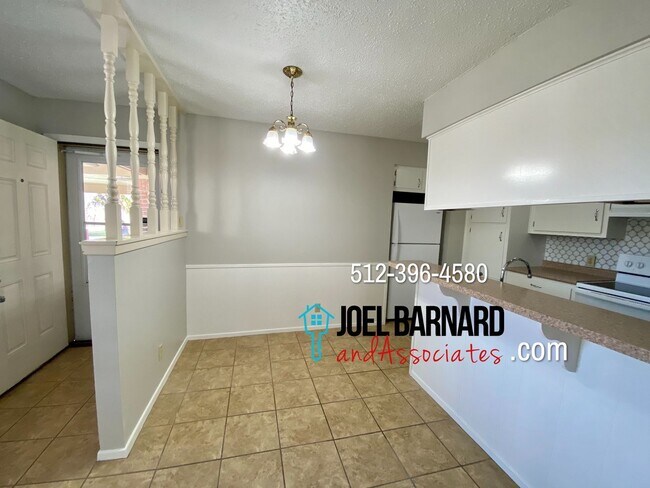 Foto del edificio - 422 Craddock Ave