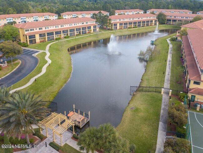 Foto del edificio - 9745 Touchton Rd