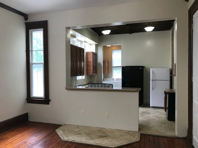 Foto del edificio - 2654 Bellevue Ave