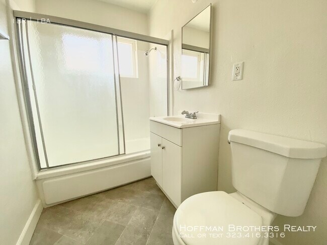 Foto del edificio - 4114 Rosewood Ave # 4 Los Angeles, CA 90004
