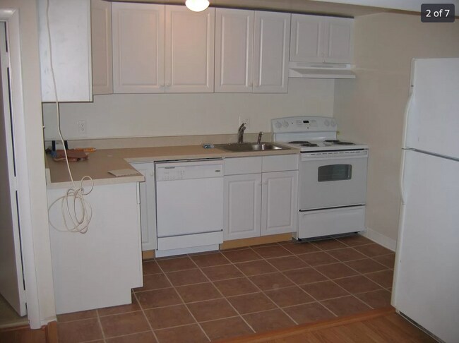 Building Photo - 2507 17th St NW