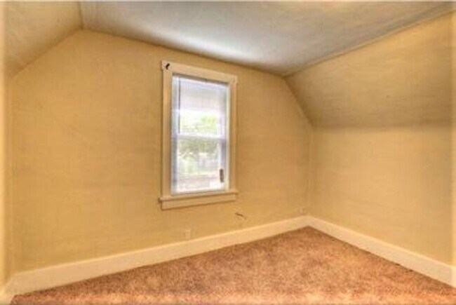 Foto del edificio - 1011 W Tremont St