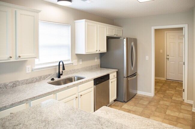 Foto del edificio - 113 Haven Ridge Rd